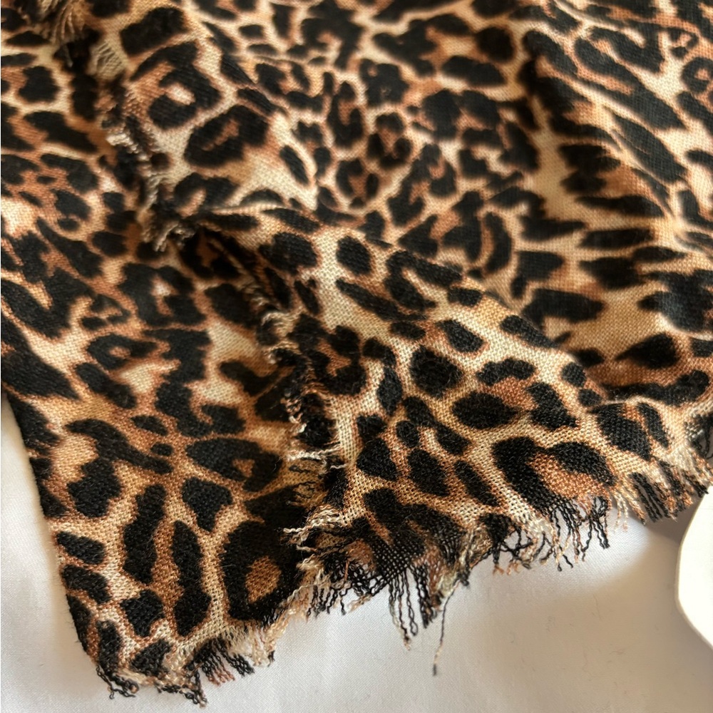 Leopard Print Light Weight Scarf